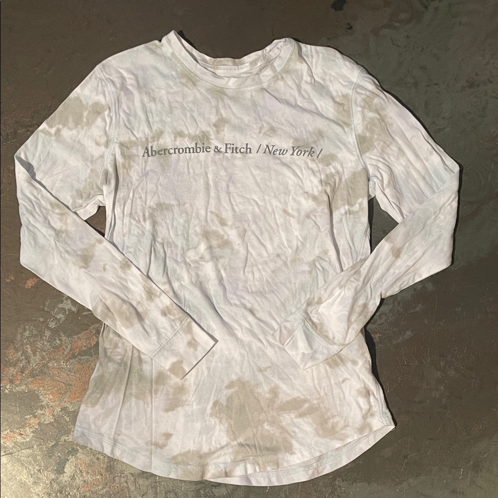 Abercrombie & Fitch White Long Sleeve Tee